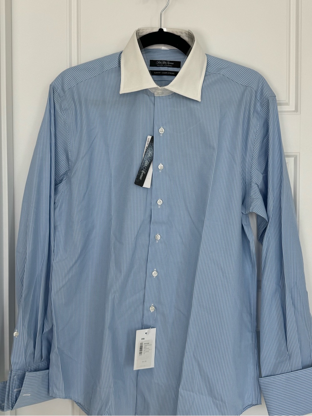 Saks Fifth Avenue Size Large Blue White Striped Button Up Long Sleeve